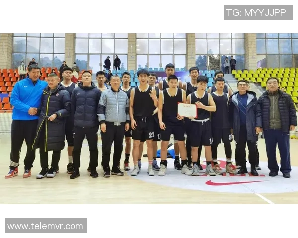 上海篮球队与重庆篮球队赛后技术分析与战术总结 上海篮球队与重庆篮球队赛后技术分析与战术总结