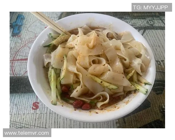 忠诚于爱情的足球明星们展现真挚感情与职业生涯的双重魅力