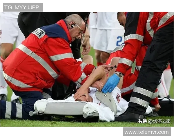 女生足球比赛中受伤的原因分析与预防措施探讨