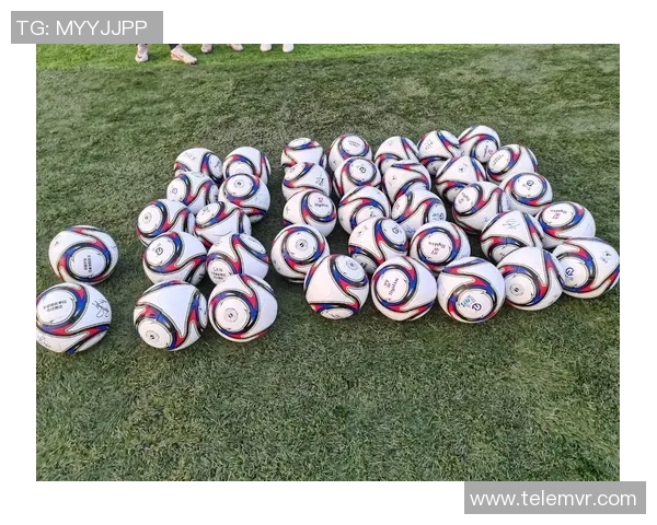 探索足球词汇的魅力与技巧,提升你的足球语言能力与理解力 探索足球词汇的魅力与技巧,提升你的足球语言能力与理解力