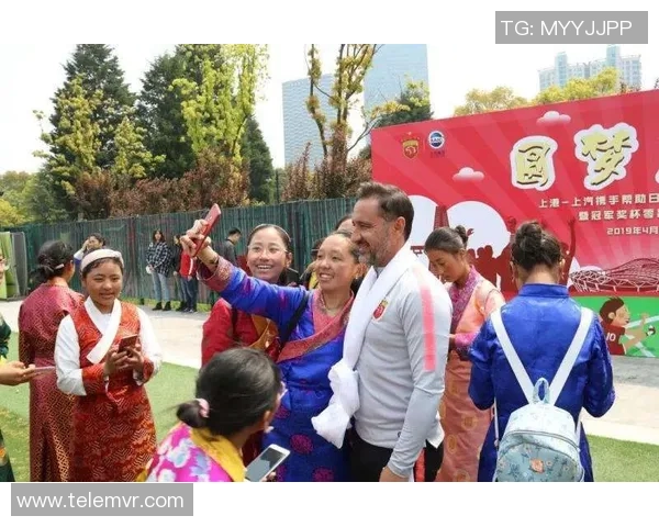 足球直播预报：精彩赛事前瞻与分析助你掌握每场比赛动态